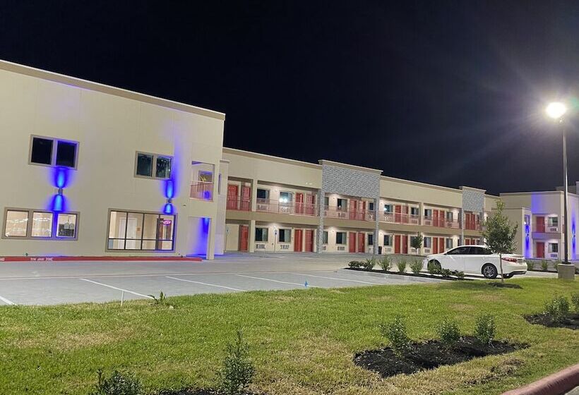 ホテル Lone Star Inn   Dickinson