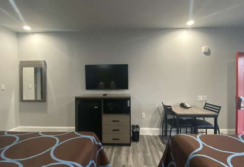 ホテル Lone Star Inn   Dickinson