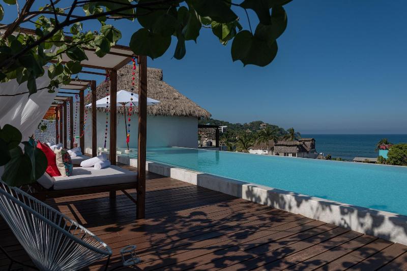 Отель Sayulinda