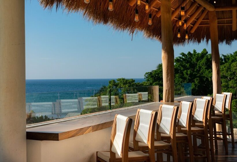 Отель Sayulinda