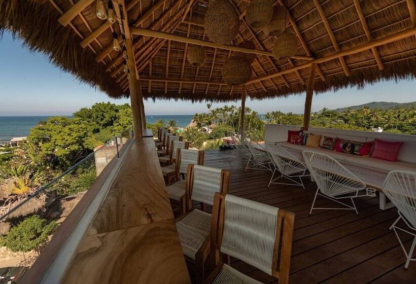 Отель Sayulinda