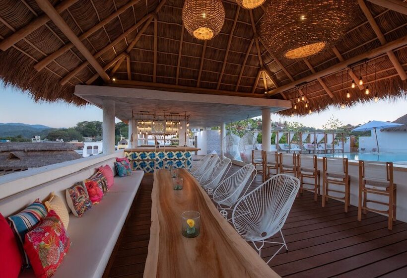 Отель Sayulinda