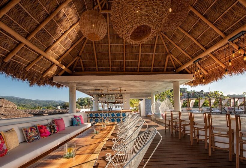 Отель Sayulinda