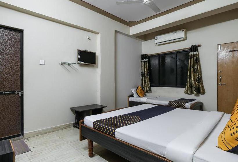 Отель Spot On 49742 K K Tower