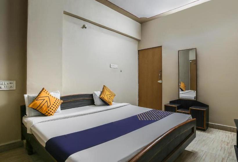 Отель Spot On 49742 K K Tower