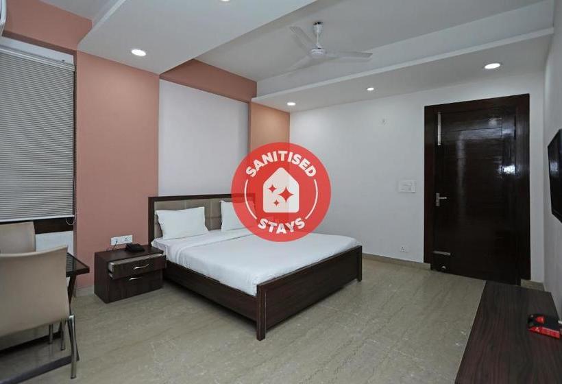 Отель Vaccinated Staff Spot On 76940 Sri Annapoorneshwari Residency Boarding & Lodging