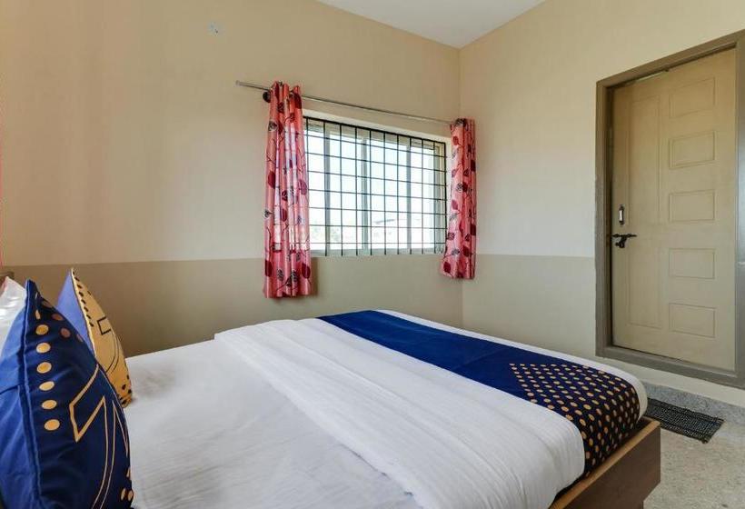 فندق Vaccinated Staff Spot On 76940 Sri Annapoorneshwari Residency Boarding & Lodging