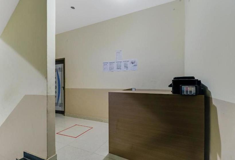 ホテル Vaccinated Staff Spot On 76940 Sri Annapoorneshwari Residency Boarding & Lodging