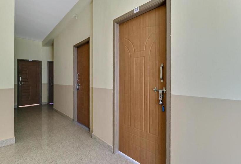 فندق Vaccinated Staff Spot On 76940 Sri Annapoorneshwari Residency Boarding & Lodging