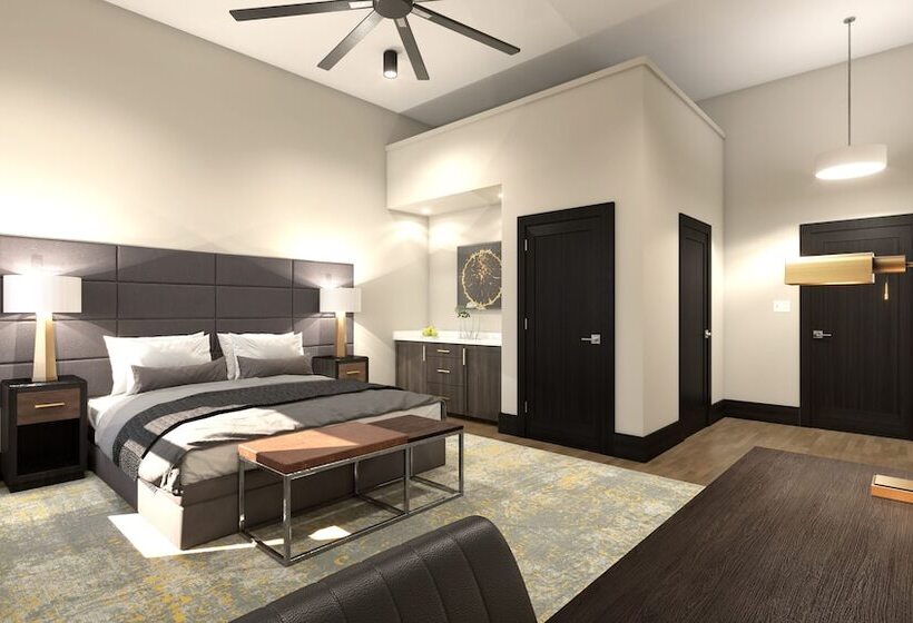 The Bee Hotel, Danville