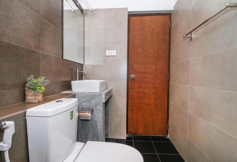 Отель The Domain