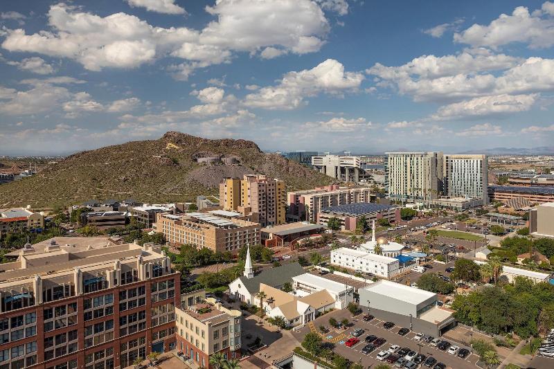 هتل The Westin Tempe