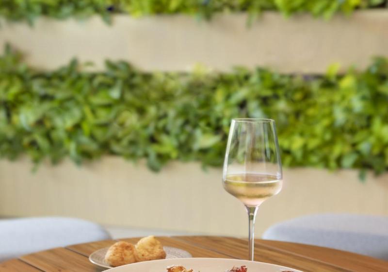 هتل The Westin Tempe