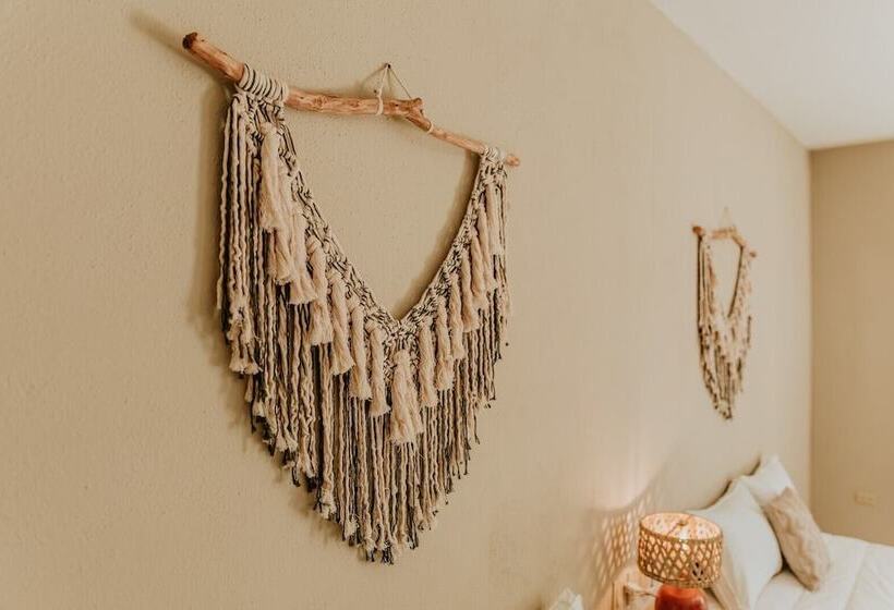 هتل Verde Baja Boutique