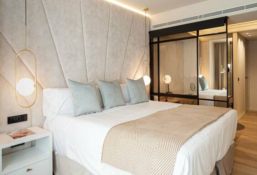 هتل Nivia Born Boutique