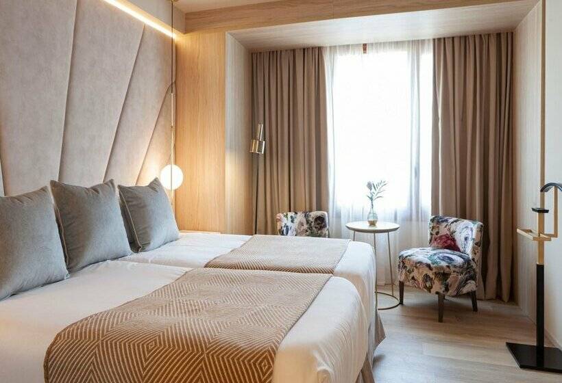 هتل Nivia Born Boutique