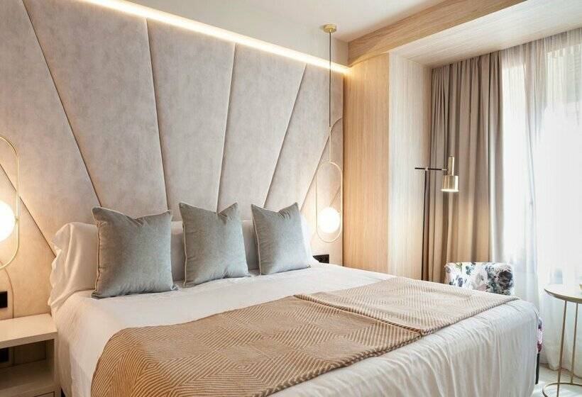 هتل Nivia Born Boutique