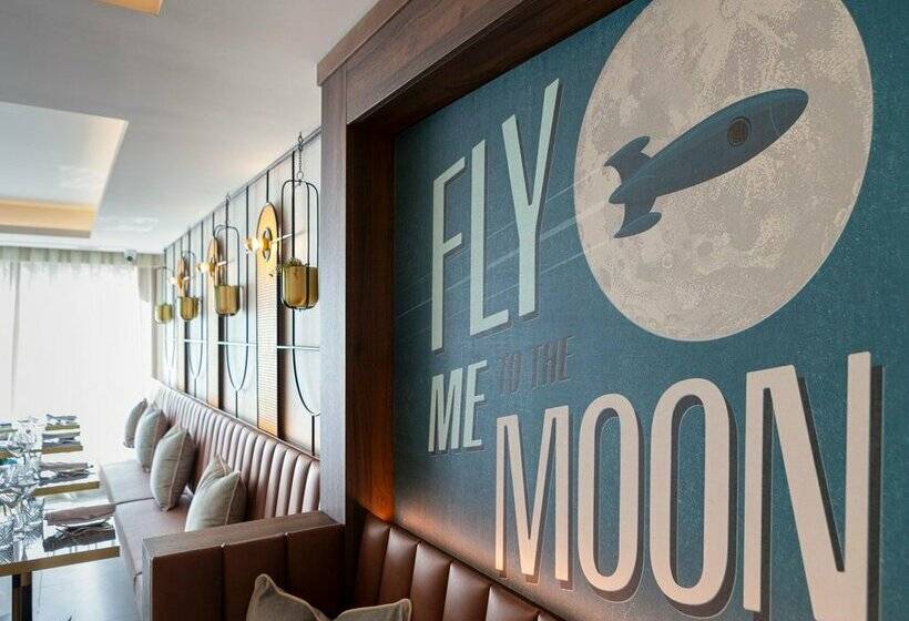 هتل Nivia Born Boutique