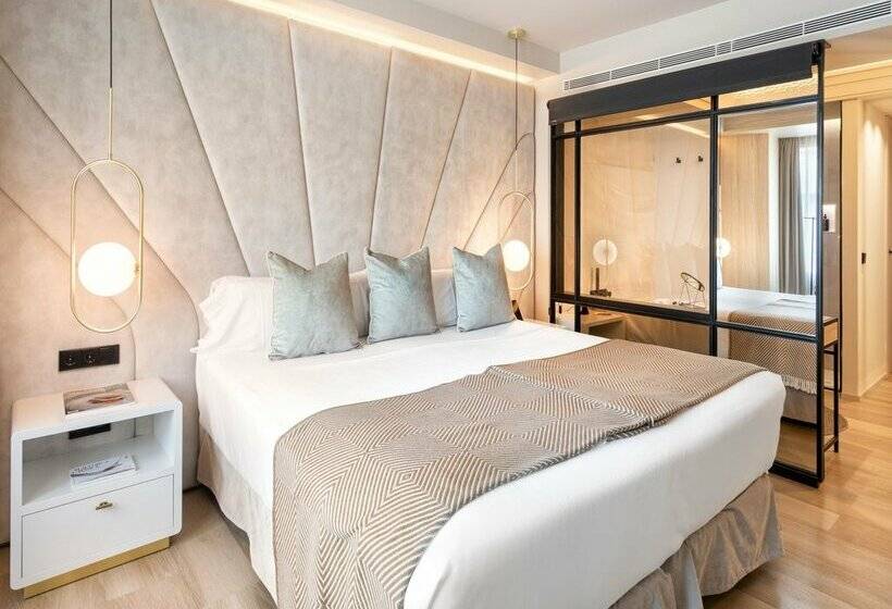 هتل Nivia Born Boutique