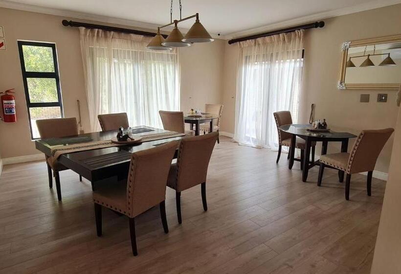 بنسيون Ashwood The Ridge Boutique