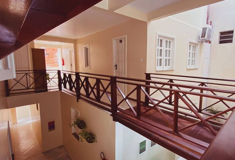 פנסיון Della Paz Pousada