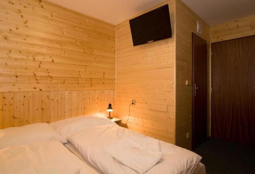 膳宿费 Hospoda Na Jizerce