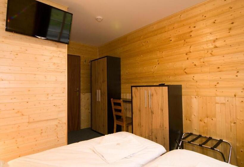 بنسيون Hospoda Na Jizerce