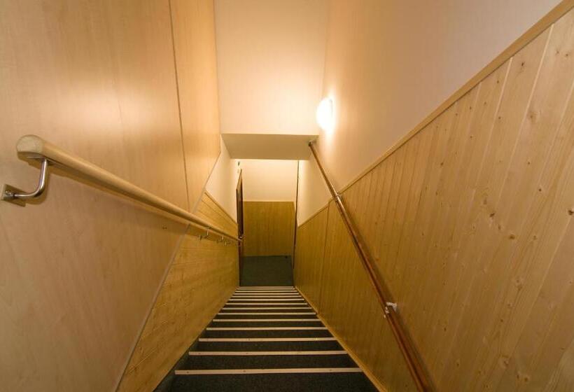 膳宿费 Hospoda Na Jizerce