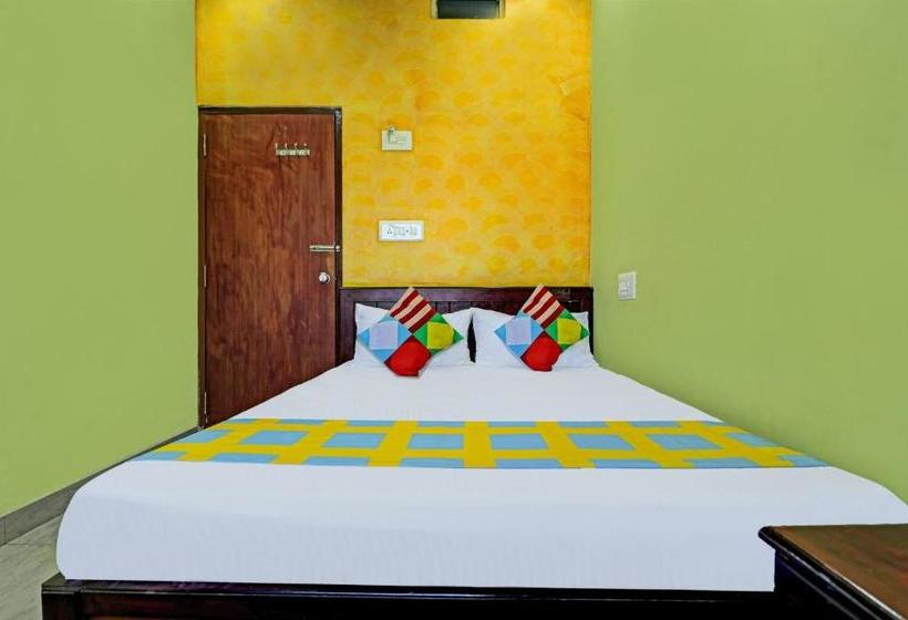 פנסיון Oyo 77074 Home Gs Comforts