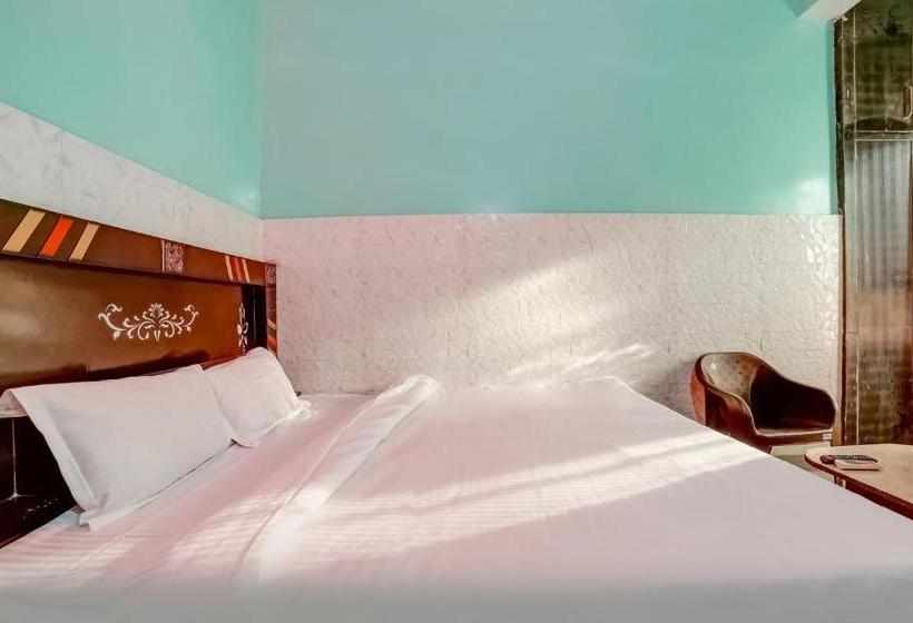 פנסיון O Home Shri Krishna Homestay