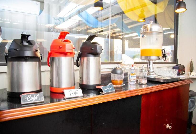 膳宿费 Shelter Hostel E Pousada