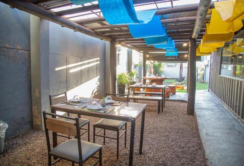 膳宿费 Shelter Hostel E Pousada