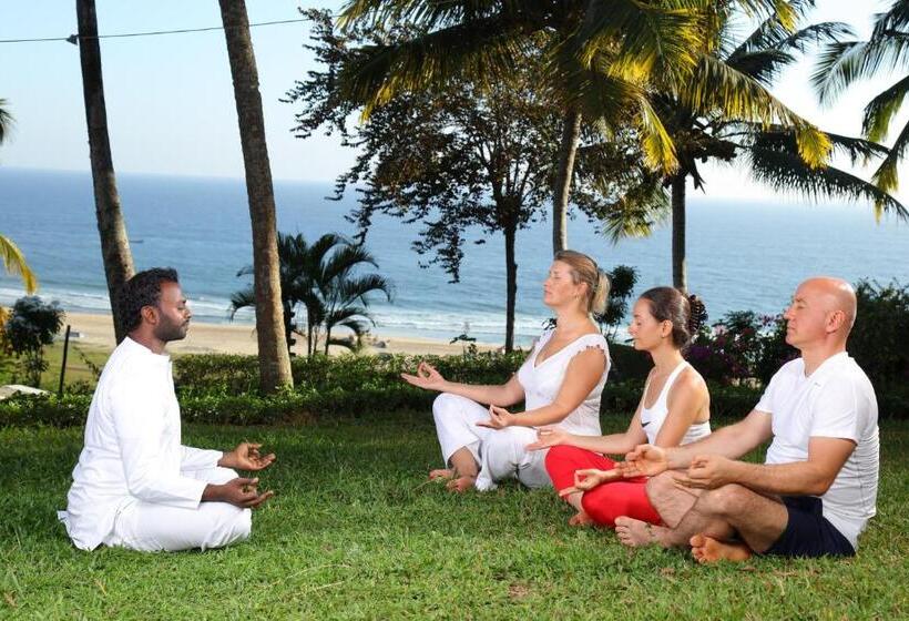 منتجع Ayursoma Ayurveda Royal Retreat