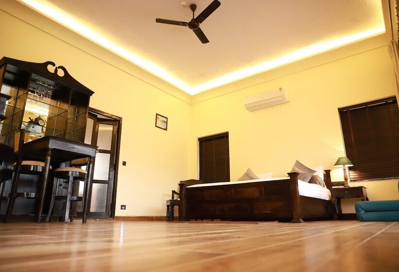 리조트 The Pench International