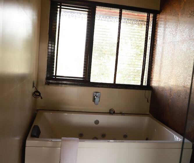 리조트 The Pench International