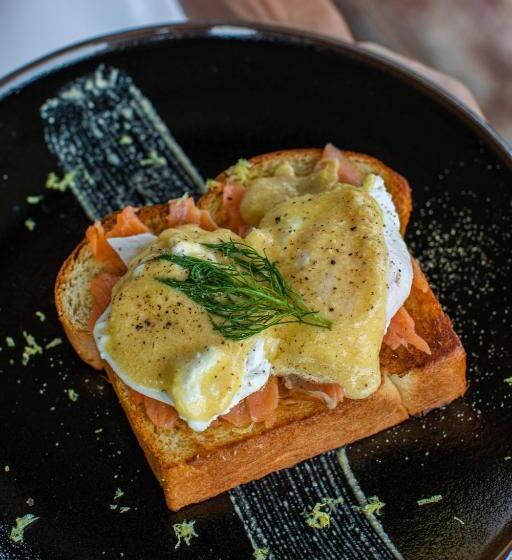 Surfing Temple Hotel Boutique