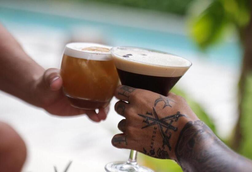 Surfing Temple Hotel Boutique