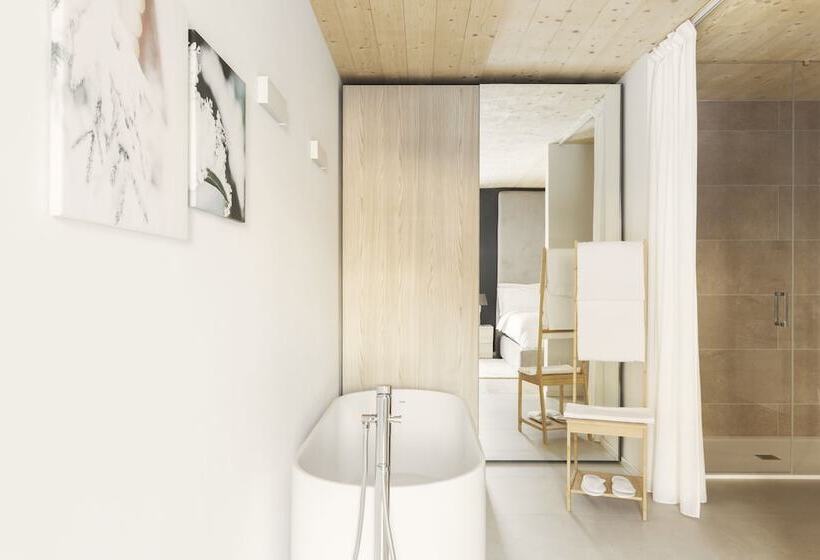 The Base Andermatt