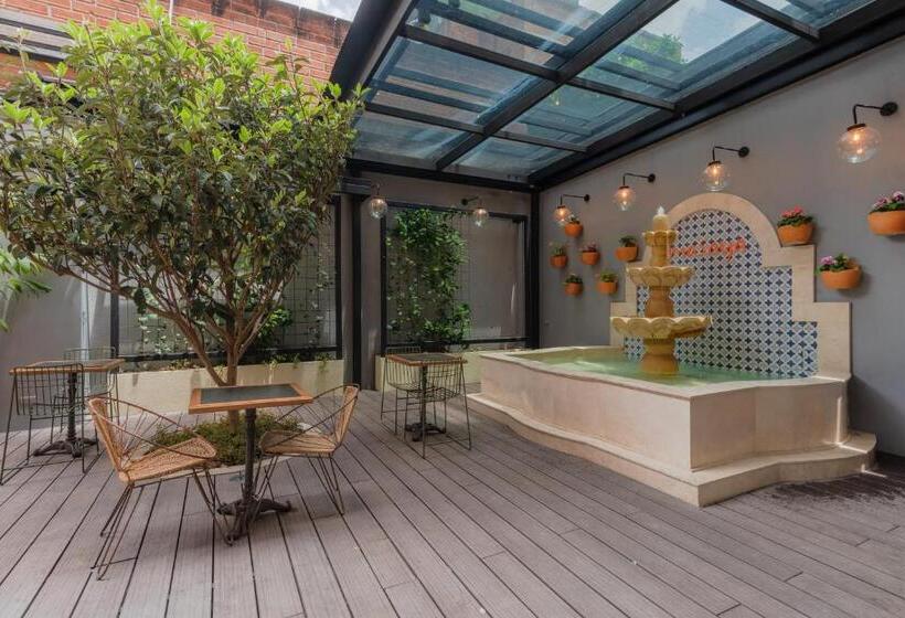 فندق صغير Masaya Medellin