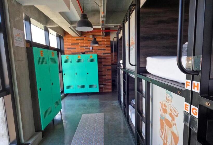 هاستل Masaya Medellin