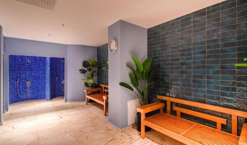 Concorde Tower Hotel & Casino