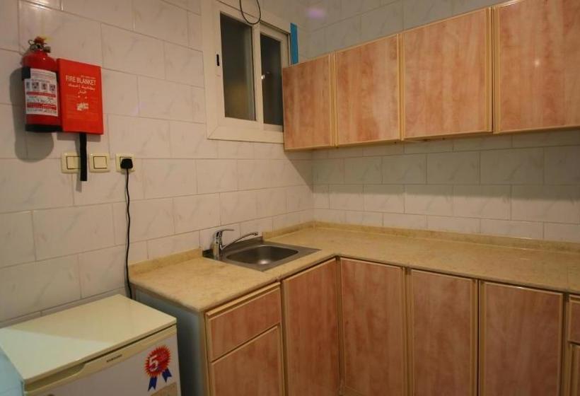 Ghasaq Al Leil Apart