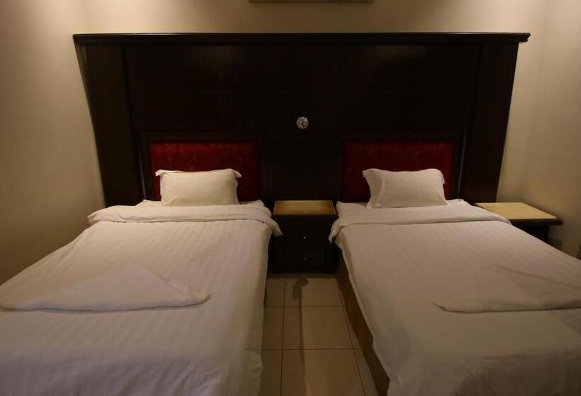 Ghasaq Al Leil Apart