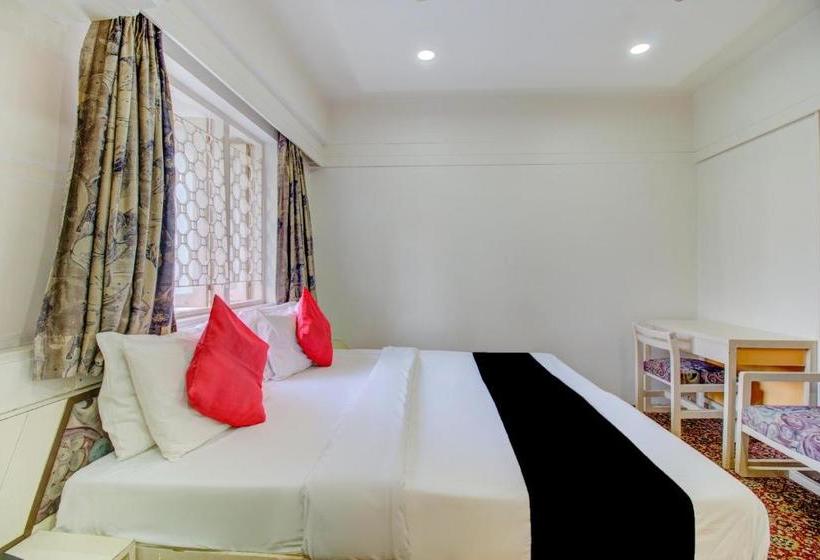 Отель Capital O 76484  Balwas International