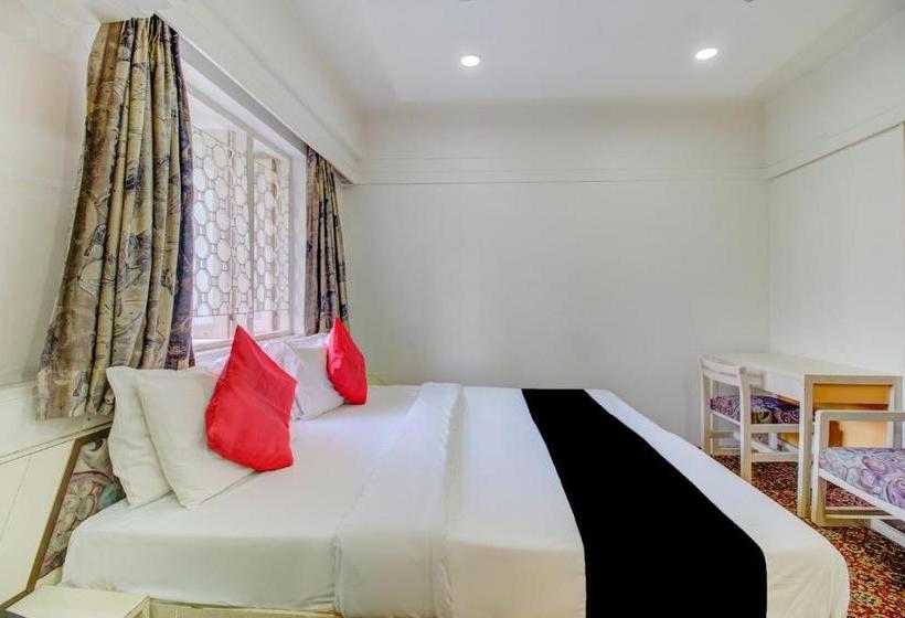 ホテル Capital O 76484  Balwas International