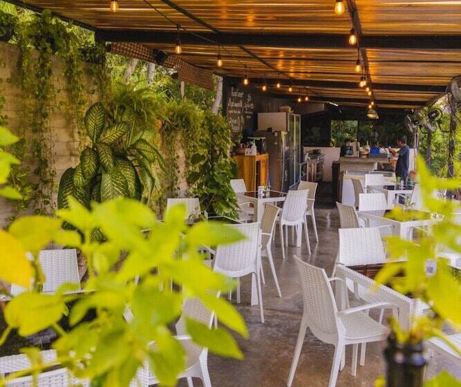 Отель Casa Mauna Boutique