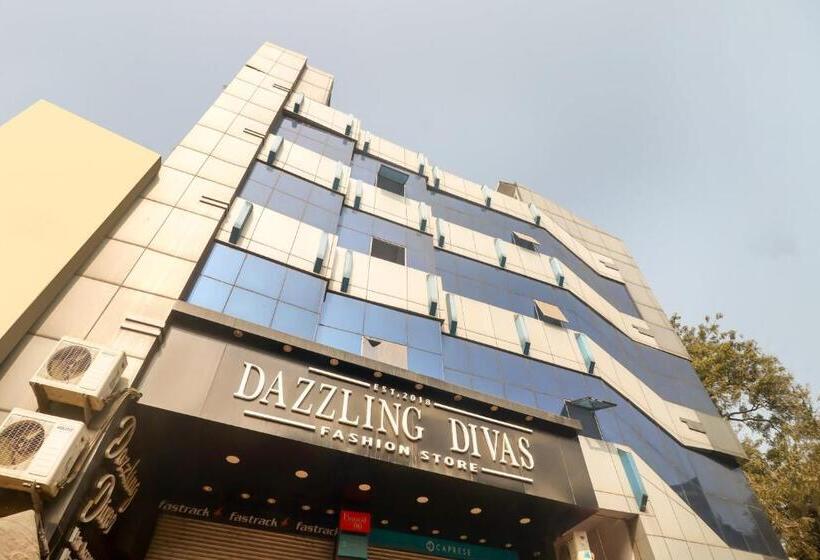 ホテル Super Collection O Dolphin