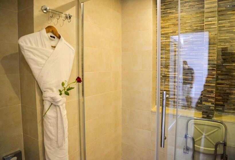 Отель Gardenia Boutique