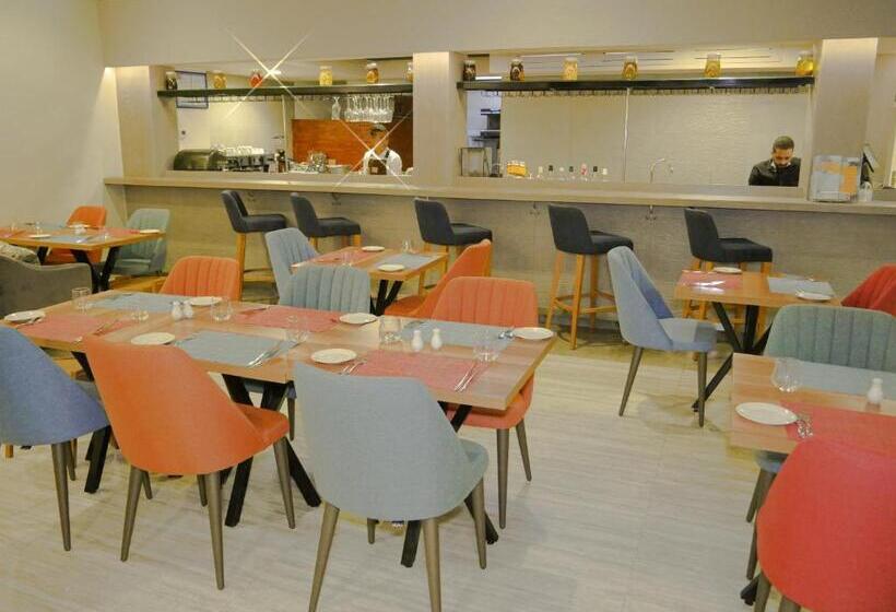 Отель Gardenia Boutique