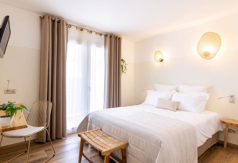 هتل Hôtel Flor